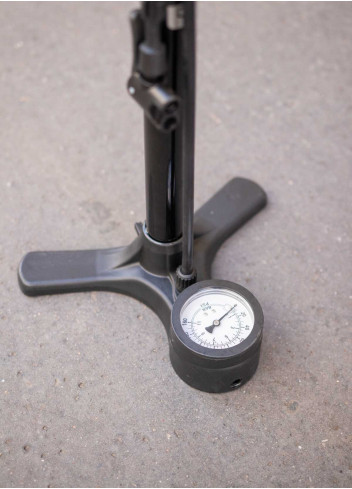 Airtrack foot pump - Oxford