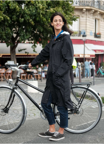 Stylish urban cyclist rain parka - Maium Amsterdam