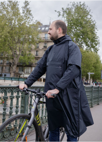 Urban cycling poncho with sleeves - Maium Amsterdam