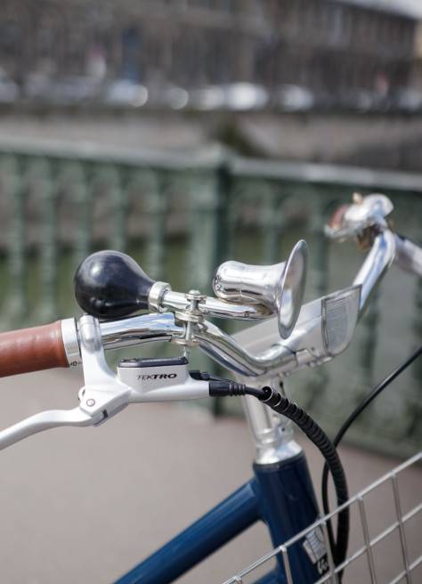 Pouet Pouet Velo Klaxon Pour Vélo Spokey Joe - Corne à Poire, Montage Guidon, Son Clairon - Sécurité à Vélo Accessoire Vélo Sécurité Audible