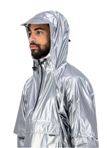 Urban cycling poncho with sleeves - Maium Amsterdam