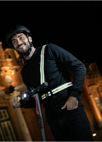 Fluorescent crossover harness - Wowow