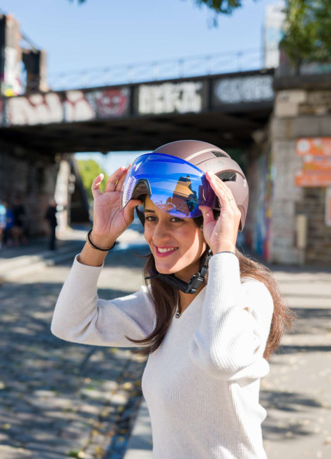Casque visière avec LED et kit hiver - Elvish Casque visière avec LED et kit hiver - Elvish