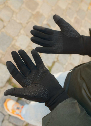 Cairn Multi-Purpose Touchscreen Gloves Cairn Multi-Purpose Touchscreen Gloves