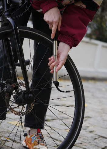Hand pump with FC02 connector - Zéfal