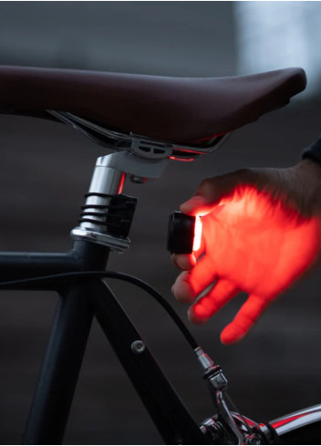 Magnetic rear light - Shapeheart