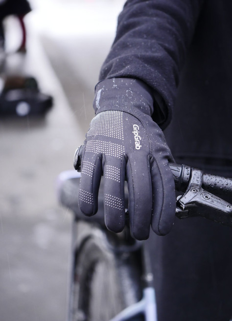 Warm and waterproof winter gloves - Grip Grab