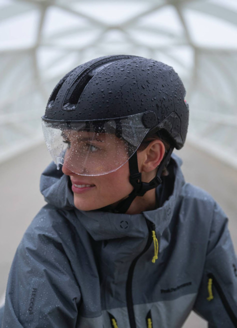 HUD-Y Ace helmet visor and rear light - Abus