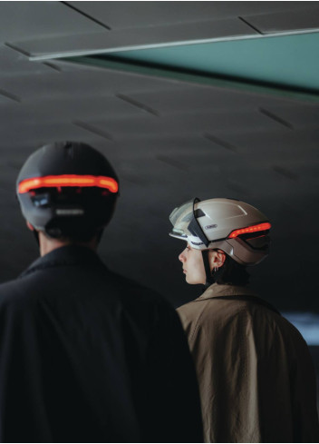 Casque HYP-E visière feu stop et clignotants - Abus