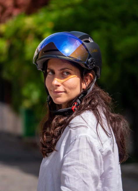 Urban helmet with visor and lighting - Elvish