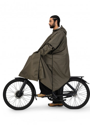 Urban cycling poncho with sleeves - Maium Amsterdam